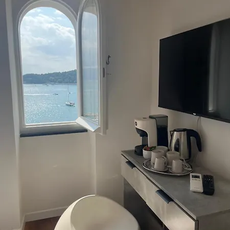 Le Finestre Di Vener E Porto Venere